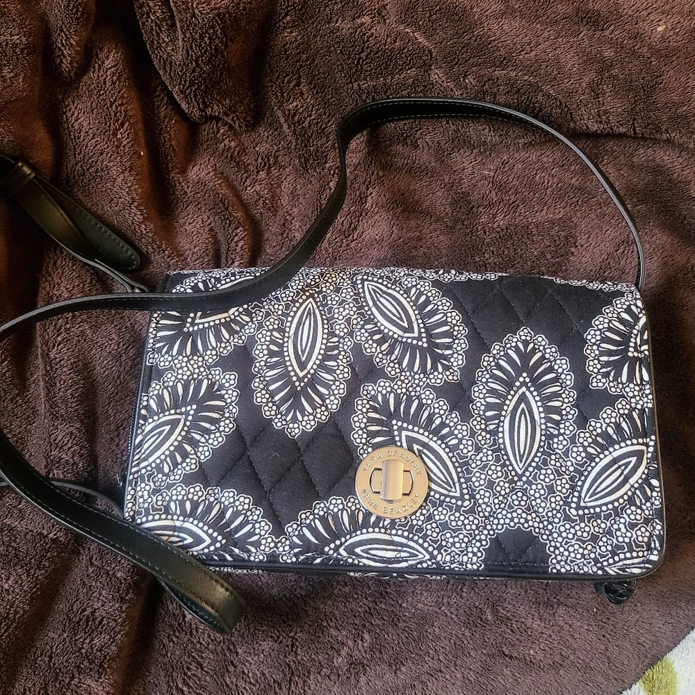 Vera Bradley Crossbody Bag in black and white floral. NWT
